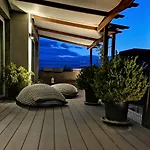 Stylish Loft Downtown Апартаменты