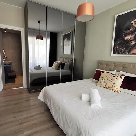 Stylish Loft Downtown Saloniki