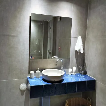 Stylish Loft Downtown *