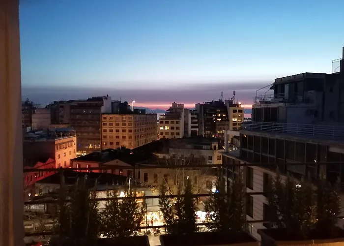 公寓 Stylish Loft Downtown 塞萨洛尼基