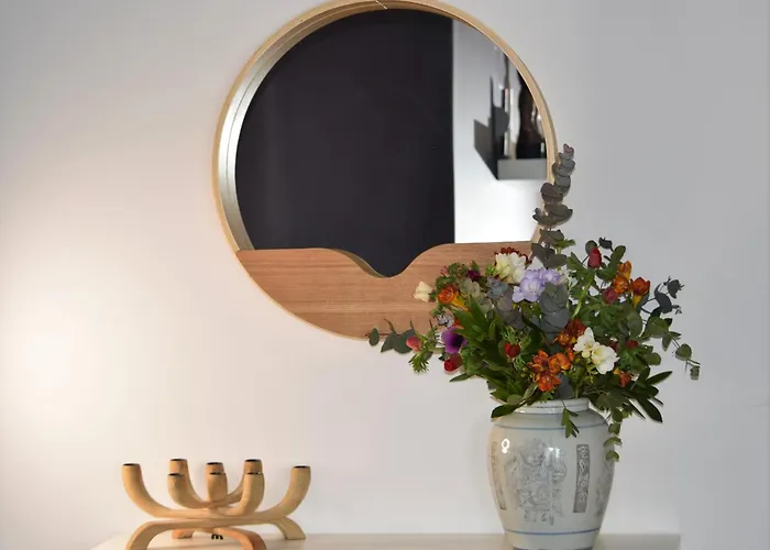 Stylish Loft Downtown