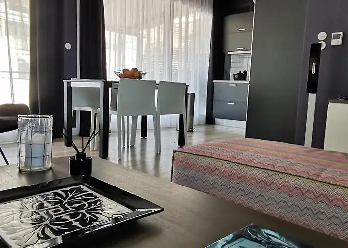 Stylish Loft Downtown Apartmán *