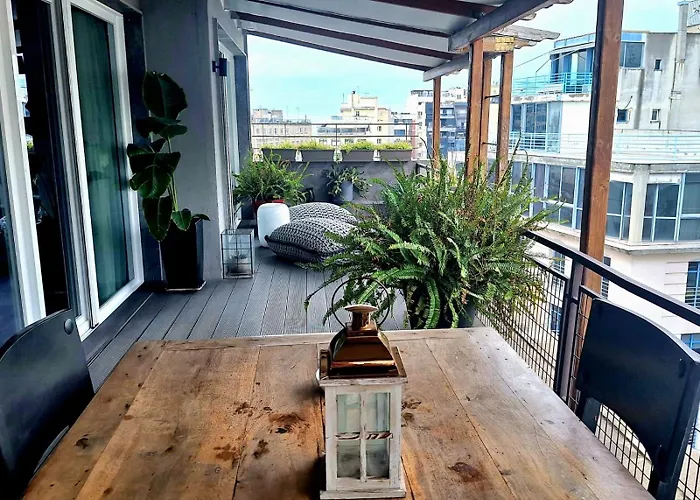 Stylish Loft Downtown * 塞萨洛尼基